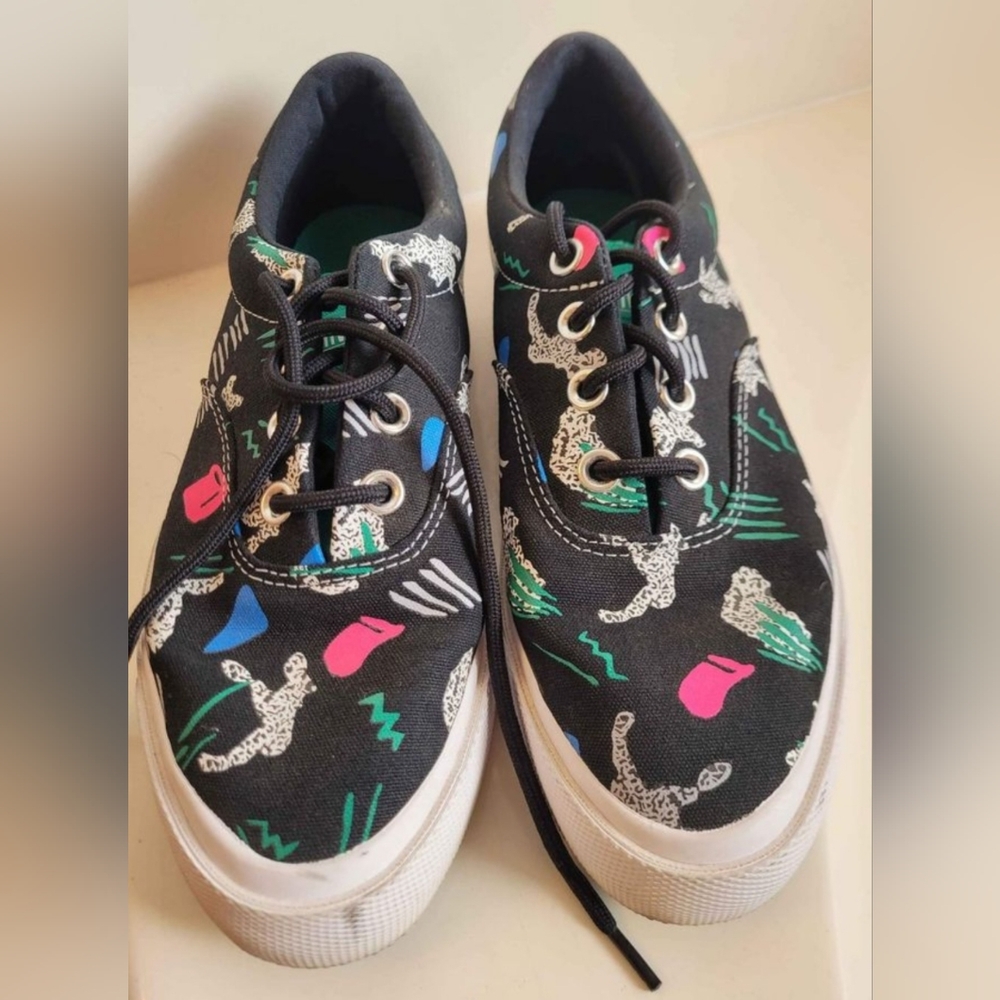 80's Style Converse Size 7.5(women's) 6 (mens)